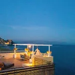 Unique Corfu (city)