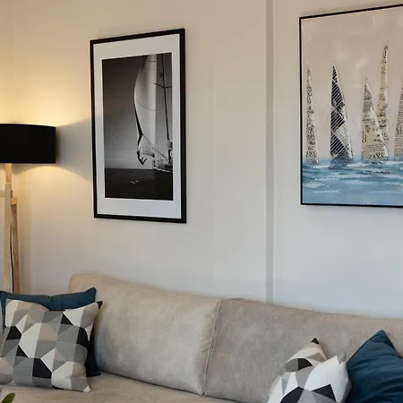Unique Apartment *