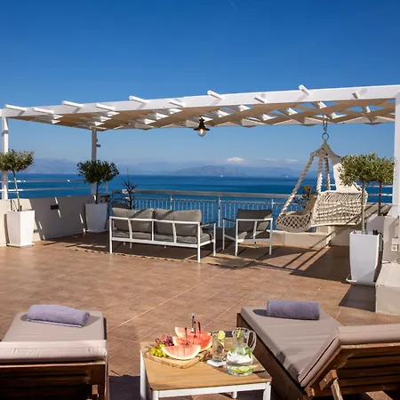 Unique アパート *